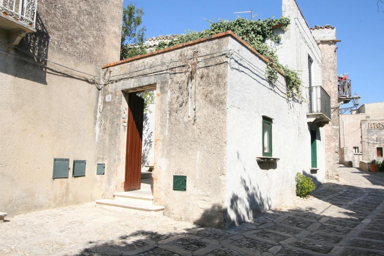 Case Bruno Residenze Tipiche Erice Exterior photo